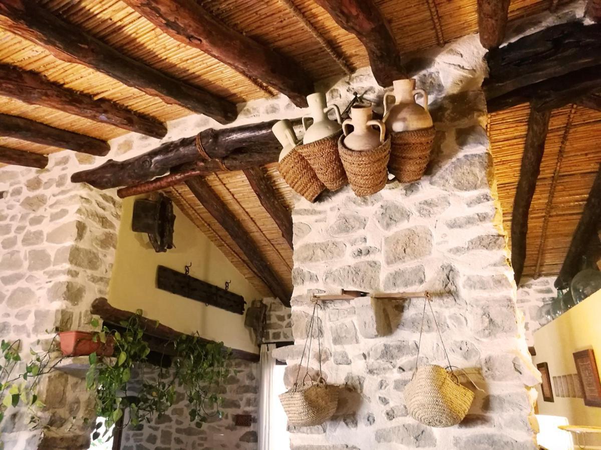 Buhardilla Rustica En La Vall De Gallinera Aparthotel Patró Exterior foto