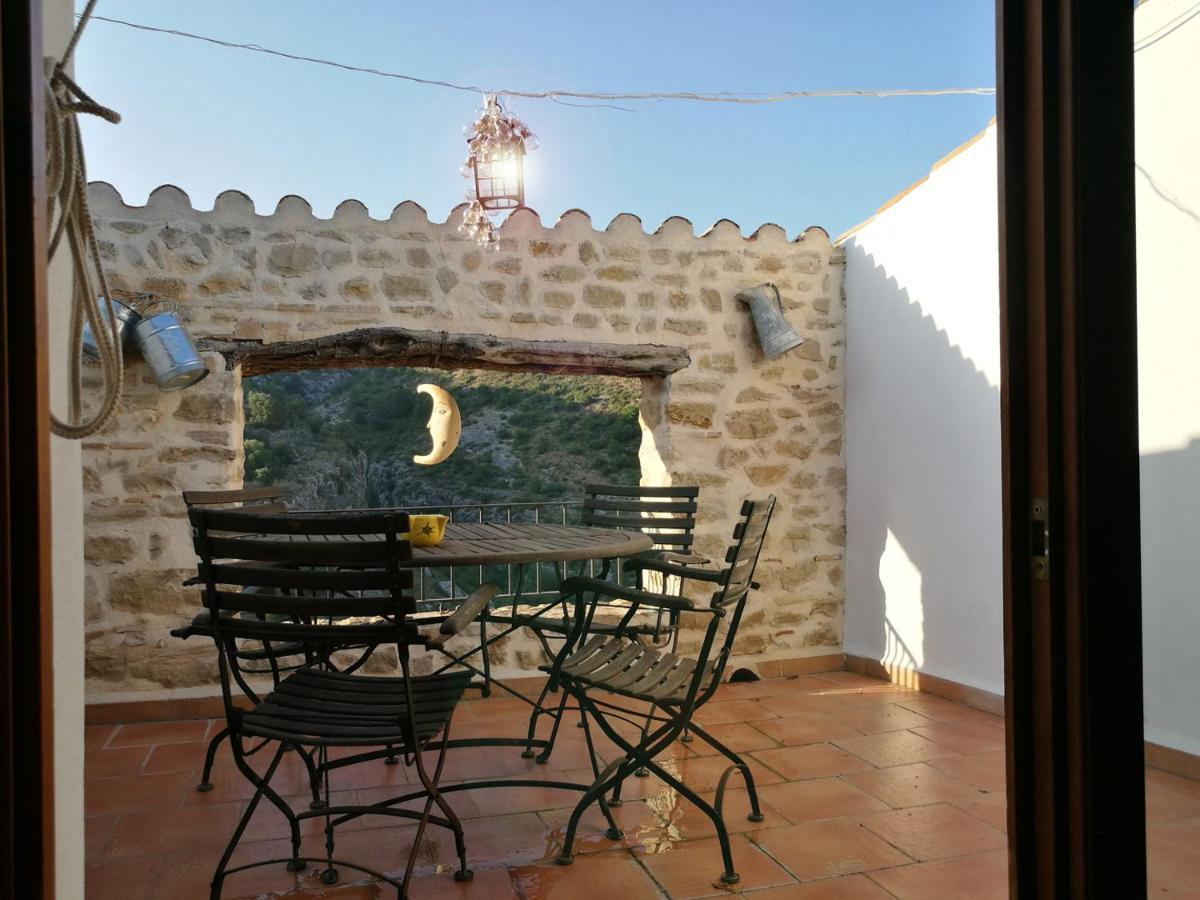 Buhardilla Rustica En La Vall De Gallinera Aparthotel Patró Exterior foto