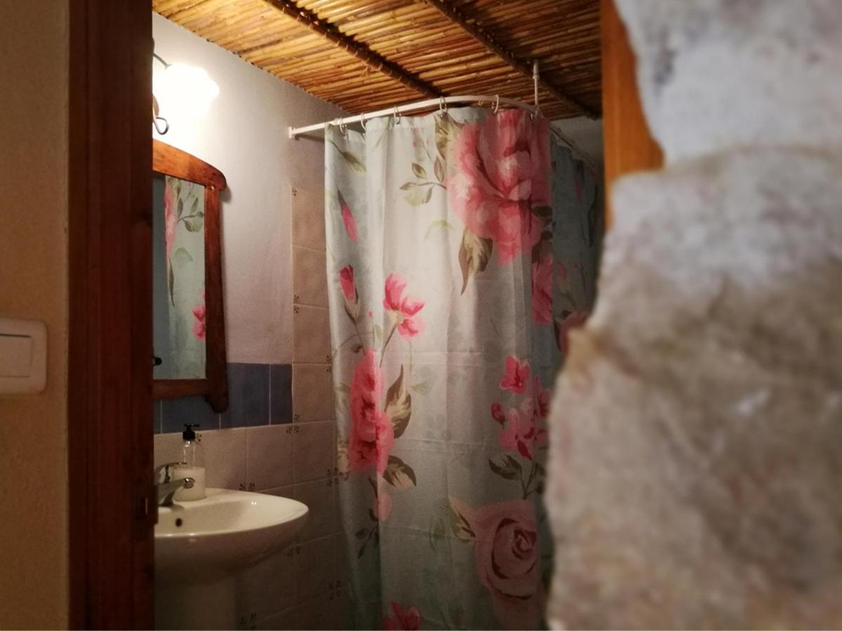 Buhardilla Rustica En La Vall De Gallinera Aparthotel Patró Exterior foto